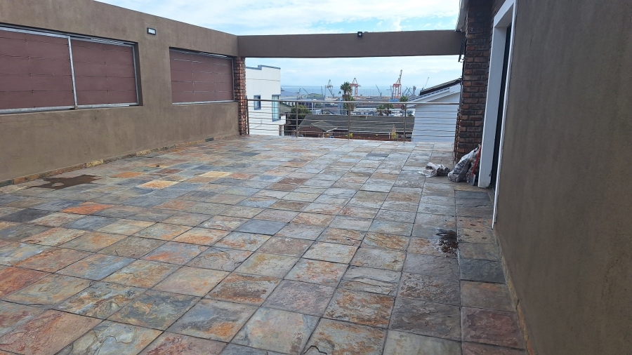 4 Bedroom Property for Sale in Humerail Eastern Cape